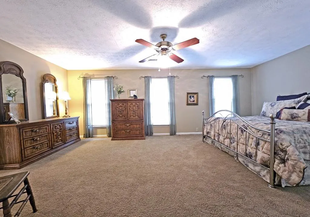 604 Dunwoody Chace, Sandy Springs, Georgia 30328, 3 Bedrooms Bedrooms, ,2 BathroomsBathrooms,Residential,Sold,604 Dunwoody Chace,7356613