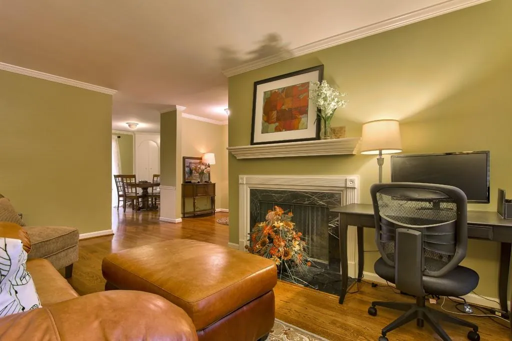 143 Elysian Way Unit -, Atlanta, Georgia 30327, 2 Bedrooms Bedrooms, ,2 BathroomsBathrooms,Residential,Sold,143 Elysian Way Unit -,5622766