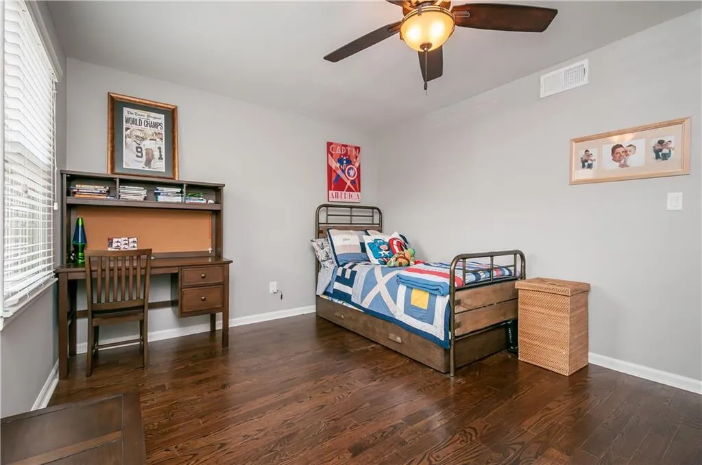 6700 Roswell Road Unit 20b, Sandy Springs, Georgia 30328, 2 Bedrooms Bedrooms, ,1 BathroomBathrooms,Residential,Sold,6700 Roswell Road Unit 20b,5677056