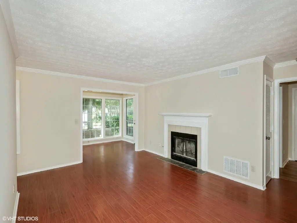 406 Gettysburg Place, Atlanta, Georgia 30350, 2 Bedrooms Bedrooms, ,2 BathroomsBathrooms,Residential,Sold,406 Gettysburg Place,6034071