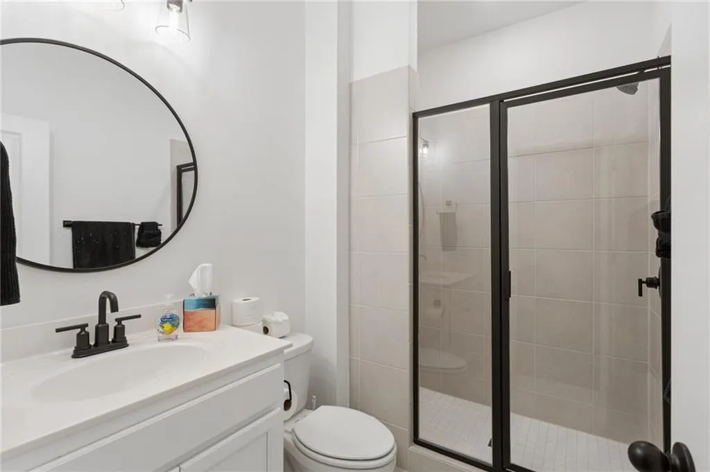 Lower level bonus room