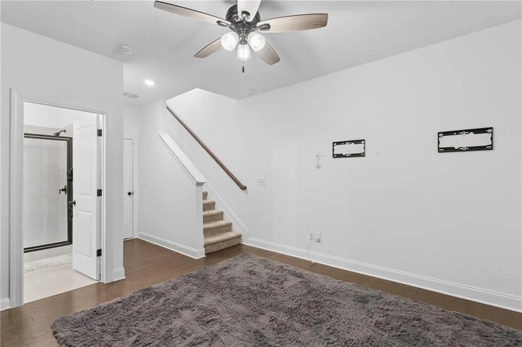 2475 Figaro Drive Unit 202, Atlanta, Georgia 30339, 2 Bedrooms Bedrooms, 0 ,3 BathroomsBathrooms,Residential,For Sale,2475 Figaro Drive Unit 202,7846812