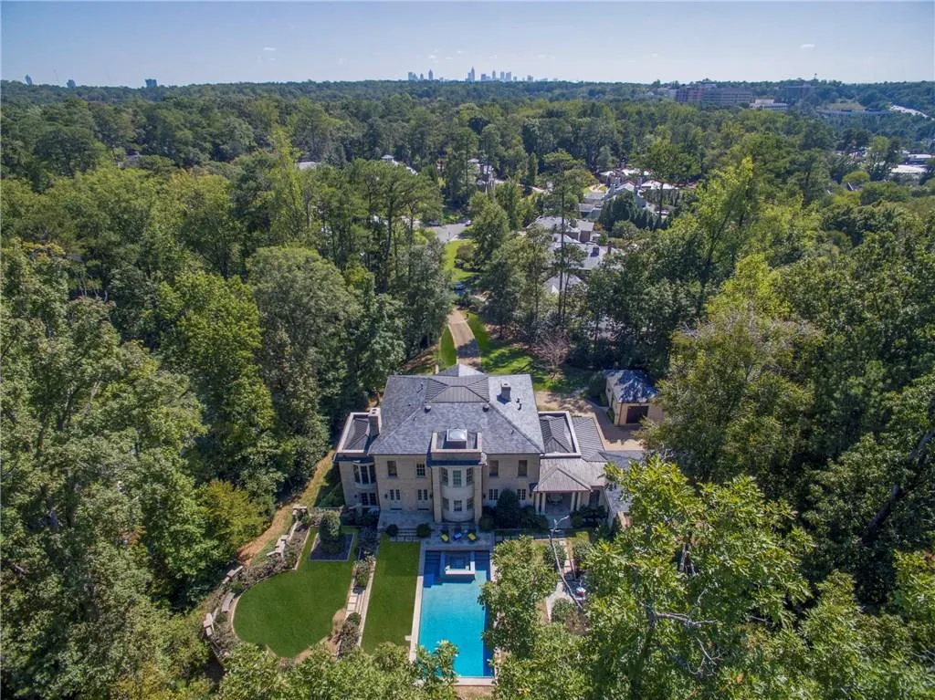 3270 W Paces Park Drive Nw, Atlanta, Georgia 30327, 5 Bedrooms Bedrooms, ,5 BathroomsBathrooms,Residential,Sold,3270 W Paces Park Drive Nw,5765448