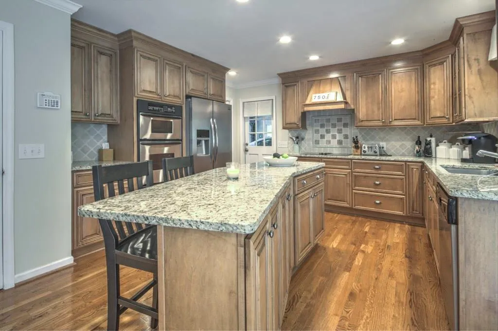750 Northland Court, Sandy Springs, Georgia 30342, 4 Bedrooms Bedrooms, ,3 BathroomsBathrooms,Residential,Sold,750 Northland Court,5746201