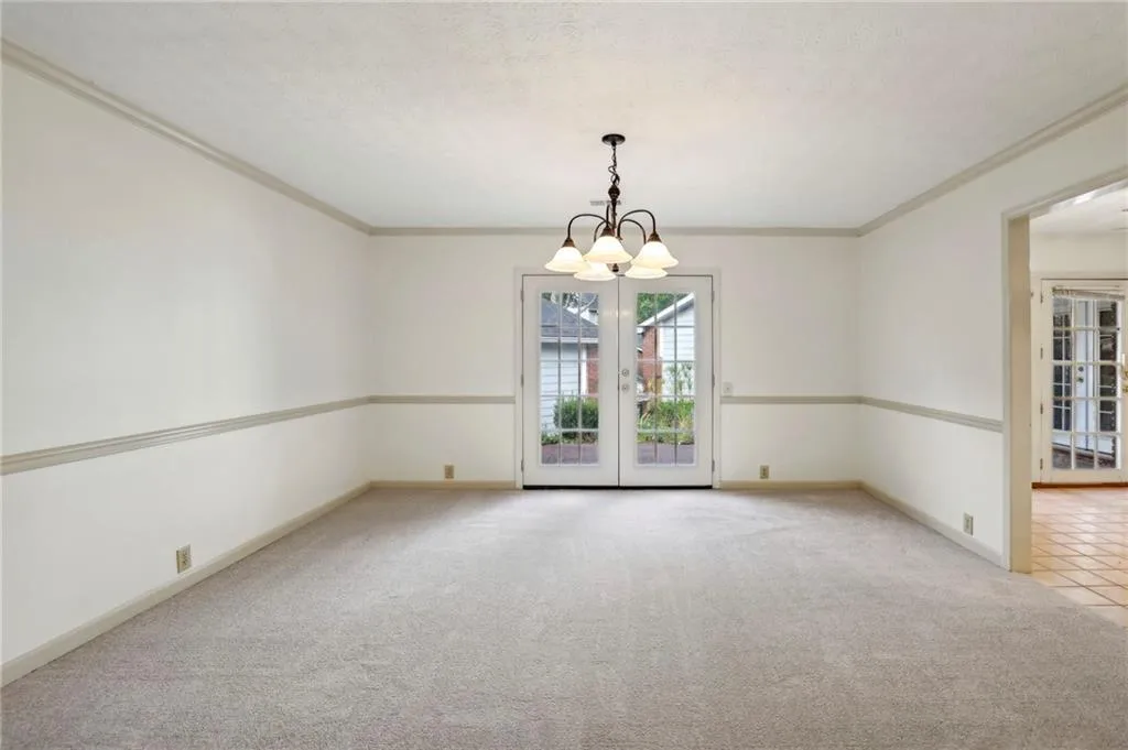 803 Dunwoody Chace, Sandy Springs, Georgia 30328, 2 Bedrooms Bedrooms, ,2 BathroomsBathrooms,Residential,Sold,803 Dunwoody Chace,7465160