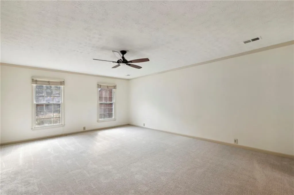 803 Dunwoody Chace, Sandy Springs, Georgia 30328, 2 Bedrooms Bedrooms, ,2 BathroomsBathrooms,Residential,Sold,803 Dunwoody Chace,7465160