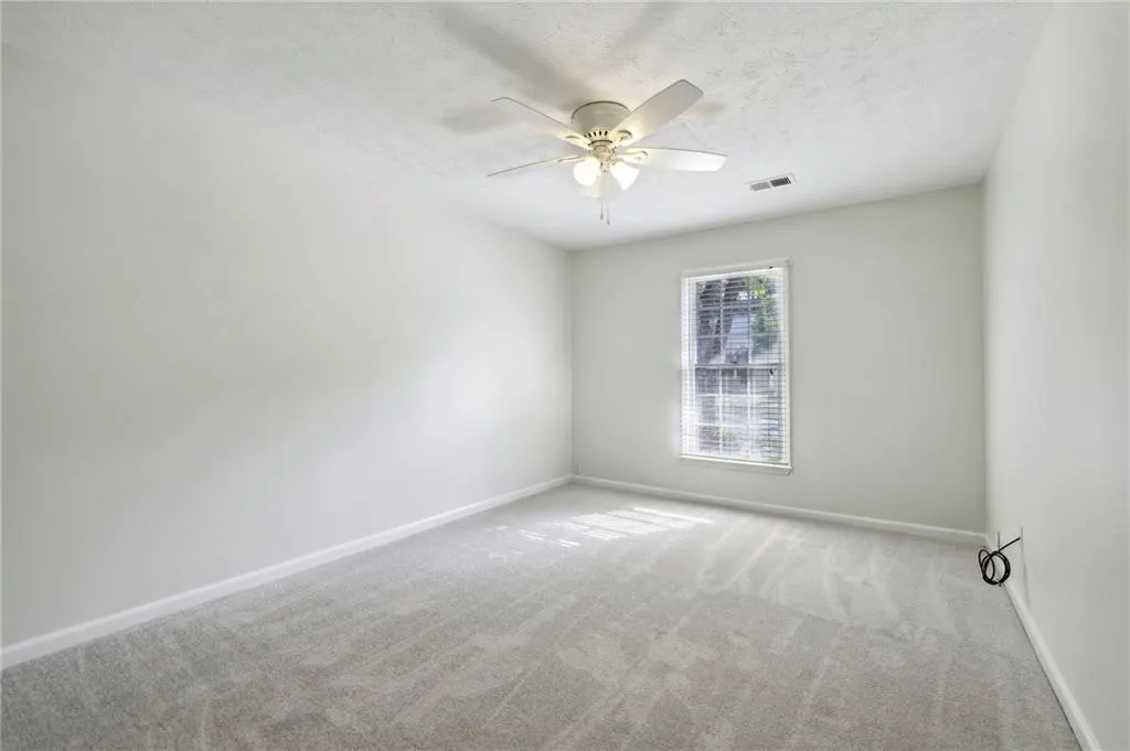 803 Dunwoody Chace, Sandy Springs, Georgia 30328, 2 Bedrooms Bedrooms, ,2 BathroomsBathrooms,Residential,Sold,803 Dunwoody Chace,7465160