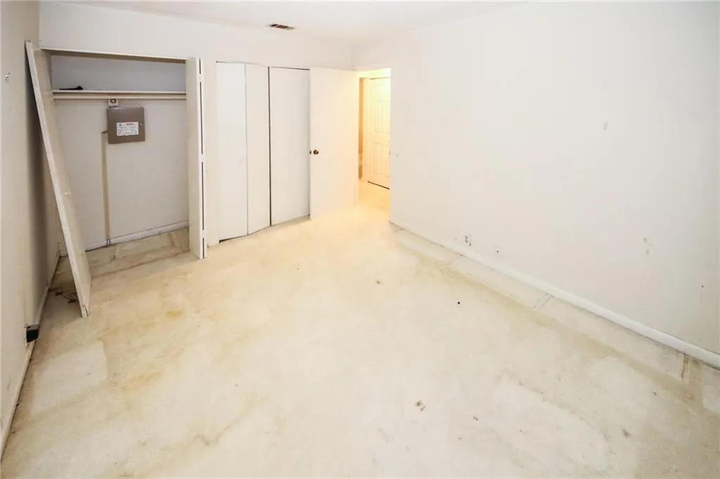 36 Dunwoody Springs Drive, Sandy Springs, Georgia 30328, 2 Bedrooms Bedrooms, ,2 BathroomsBathrooms,Residential,Sold,36 Dunwoody Springs Drive,7043566