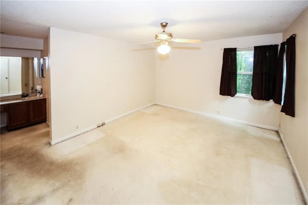 36 Dunwoody Springs Drive, Sandy Springs, Georgia 30328, 2 Bedrooms Bedrooms, ,2 BathroomsBathrooms,Residential,Sold,36 Dunwoody Springs Drive,7043566