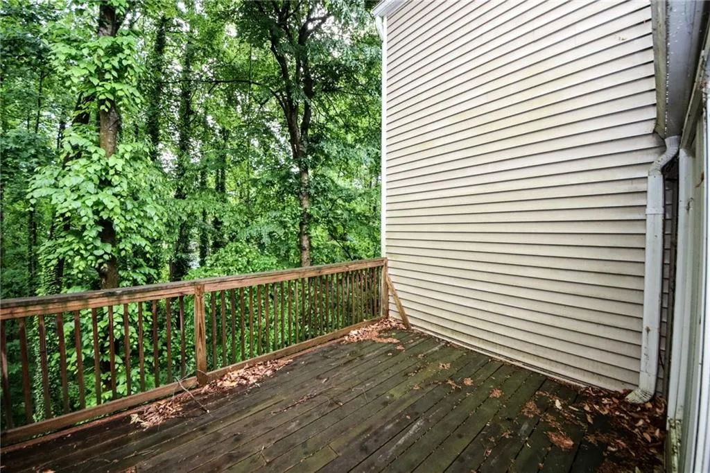 36 Dunwoody Springs Drive, Sandy Springs, Georgia 30328, 2 Bedrooms Bedrooms, ,2 BathroomsBathrooms,Residential,Sold,36 Dunwoody Springs Drive,7043566