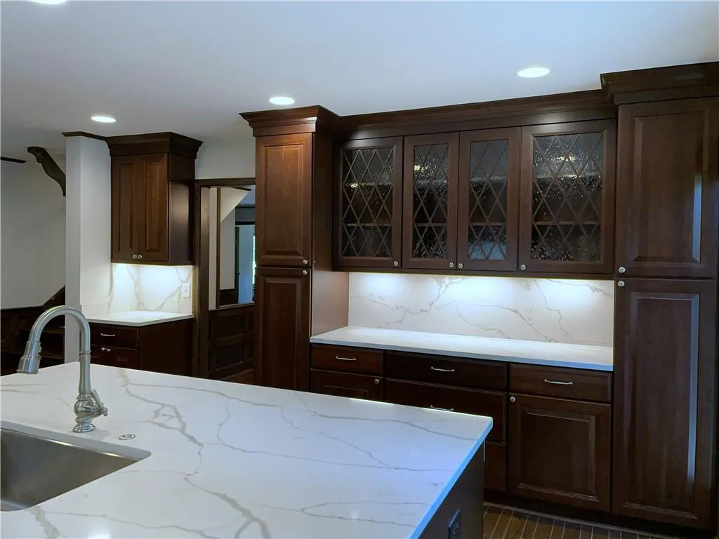 400 Breakwater Ridge, Sandy Springs, Georgia 30328, 5 Bedrooms Bedrooms, ,3 BathroomsBathrooms,Residential,Sold,400 Breakwater Ridge,7109960