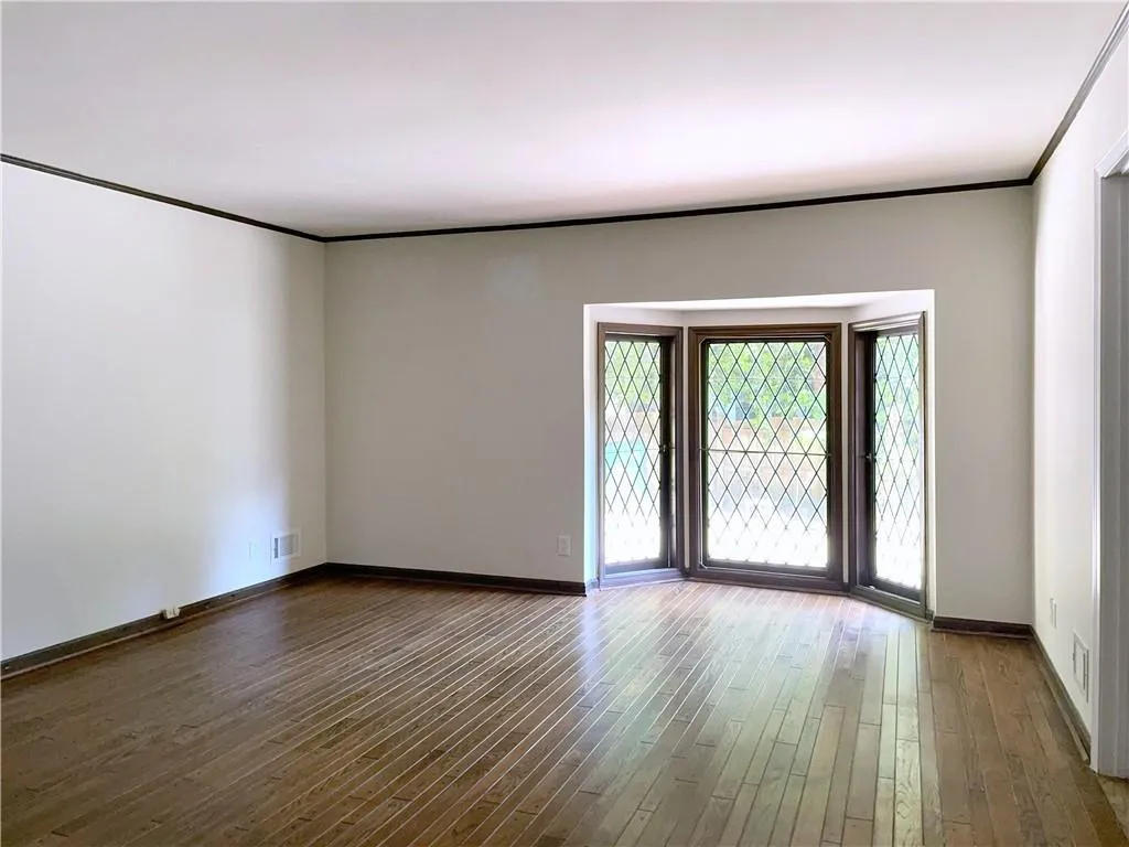 400 Breakwater Ridge, Sandy Springs, Georgia 30328, 5 Bedrooms Bedrooms, ,3 BathroomsBathrooms,Residential,Sold,400 Breakwater Ridge,7109960