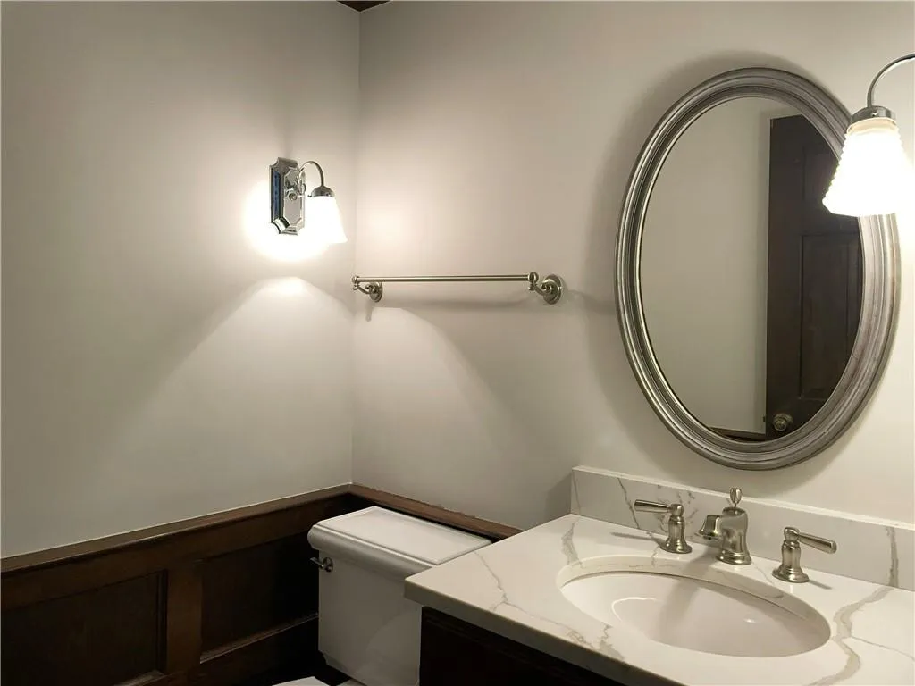 400 Breakwater Ridge, Sandy Springs, Georgia 30328, 5 Bedrooms Bedrooms, ,3 BathroomsBathrooms,Residential,Sold,400 Breakwater Ridge,7109960