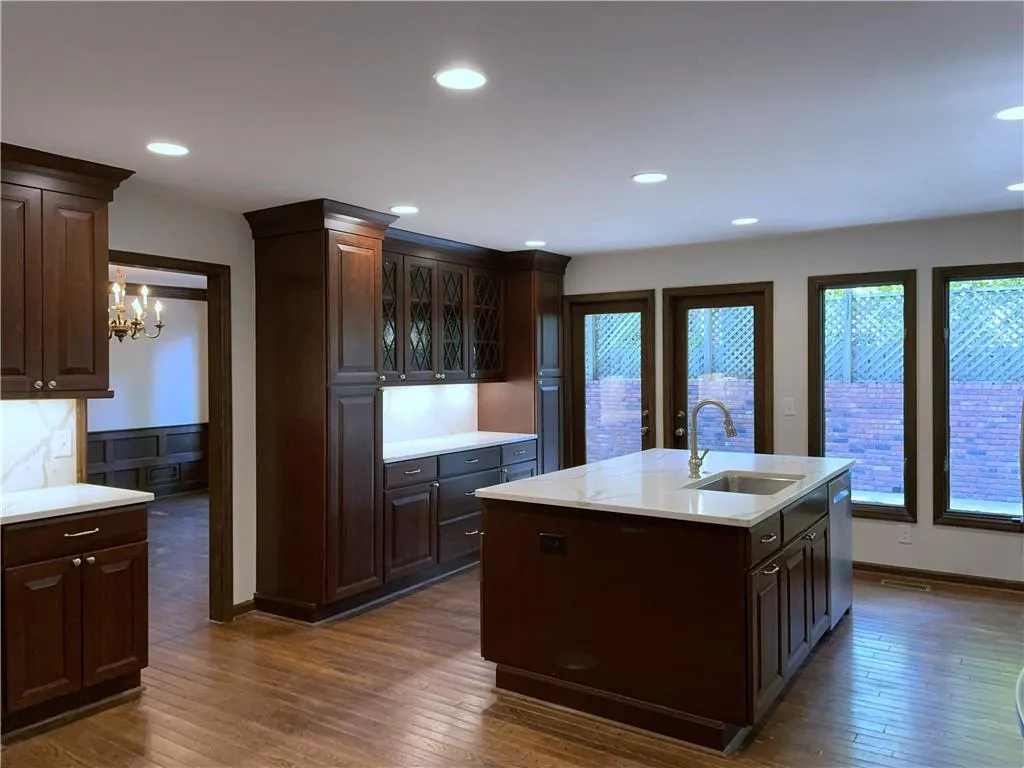 400 Breakwater Ridge, Sandy Springs, Georgia 30328, 5 Bedrooms Bedrooms, ,3 BathroomsBathrooms,Residential,Sold,400 Breakwater Ridge,7109960