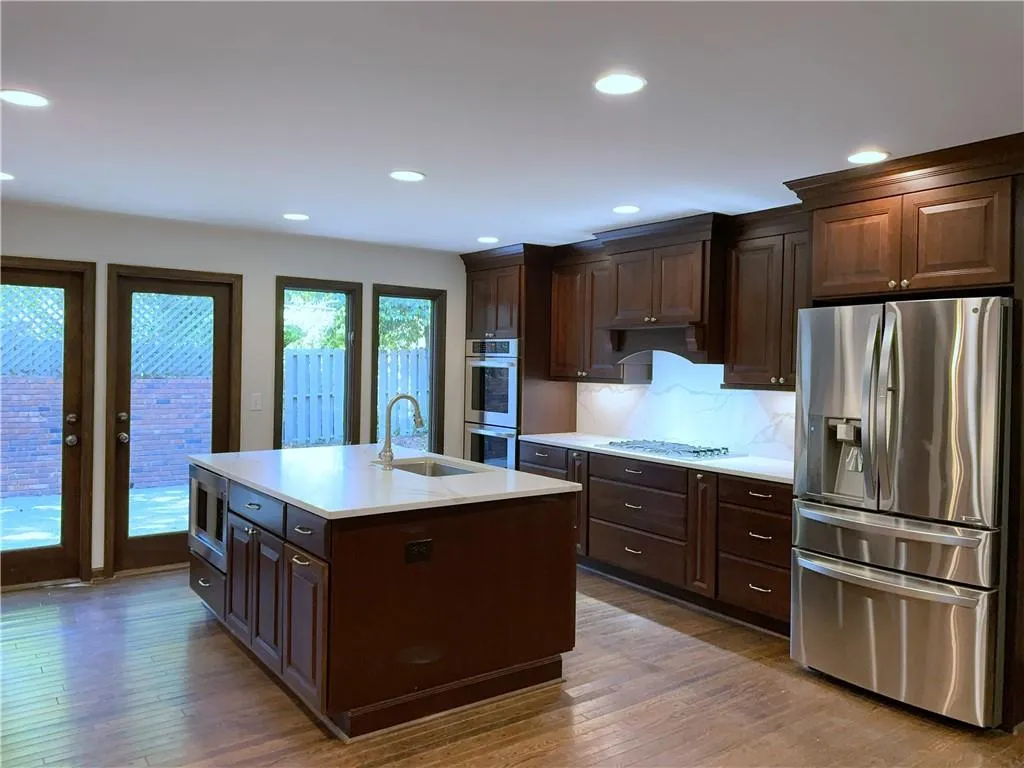 400 Breakwater Ridge, Sandy Springs, Georgia 30328, 5 Bedrooms Bedrooms, ,3 BathroomsBathrooms,Residential,Sold,400 Breakwater Ridge,7109960