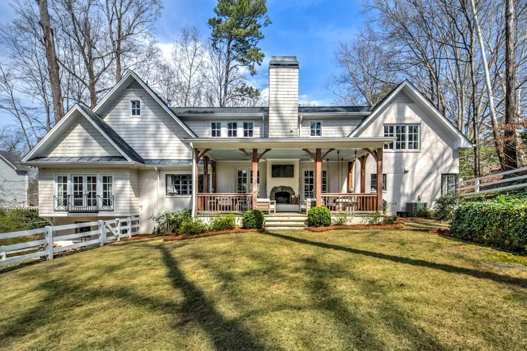3790 Narmore Drive Ne, Atlanta, Georgia 30319, 5 Bedrooms Bedrooms, ,4 BathroomsBathrooms,Residential,Sold,3790 Narmore Drive Ne,5981808 3790 Narmore Drive Ne, Atlanta, Georgia 30319, 5 Bedrooms Bedrooms, ,4 BathroomsBathrooms,Residential,Sold,3790 Narmore Drive Ne,5981808