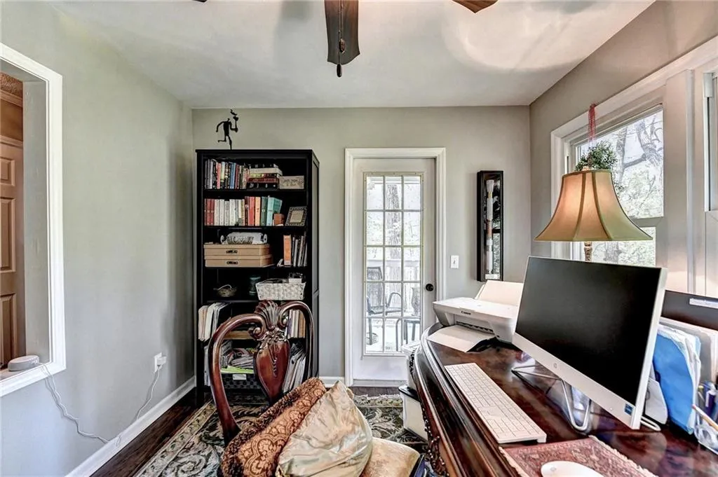 111 Bainbridge Drive, Atlanta, Georgia 30327, 2 Bedrooms Bedrooms, ,2 BathroomsBathrooms,Residential,Sold,111 Bainbridge Drive,7029709