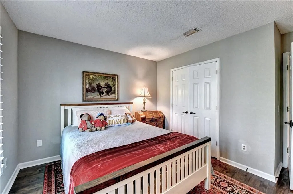 111 Bainbridge Drive, Atlanta, Georgia 30327, 2 Bedrooms Bedrooms, ,2 BathroomsBathrooms,Residential,Sold,111 Bainbridge Drive,7029709