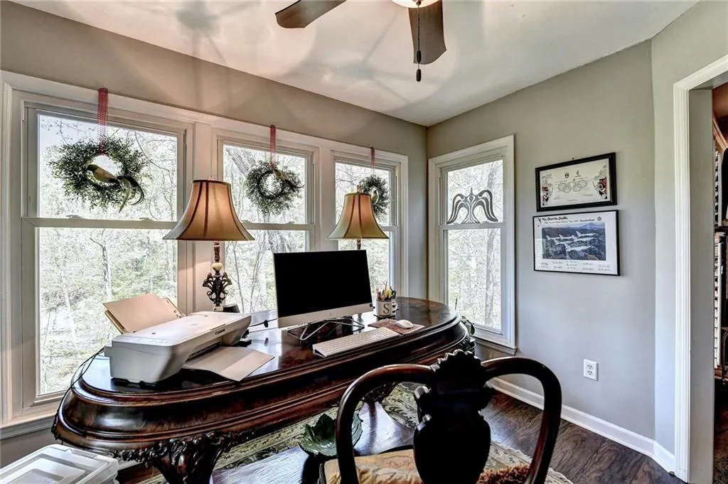 111 Bainbridge Drive, Atlanta, Georgia 30327, 2 Bedrooms Bedrooms, ,2 BathroomsBathrooms,Residential,Sold,111 Bainbridge Drive,7029709