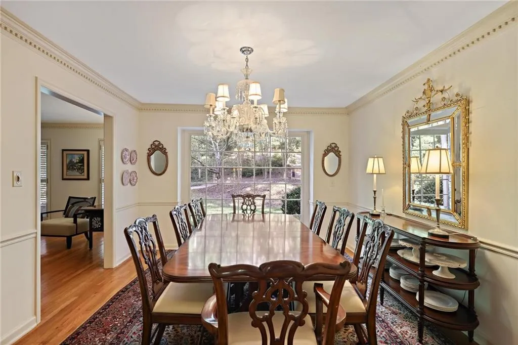 570 Old Harbor Drive, Atlanta, Georgia 30328, 4 Bedrooms Bedrooms, ,3 BathroomsBathrooms,Residential,For Sale,570 Old Harbor Drive,7643178