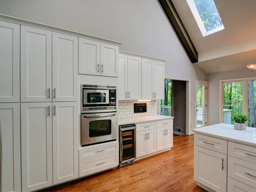 220 Gold Creek Court, Sandy Springs, Georgia 30350, 6 Bedrooms Bedrooms, ,4 BathroomsBathrooms,Residential,Sold,220 Gold Creek Court,5710557
