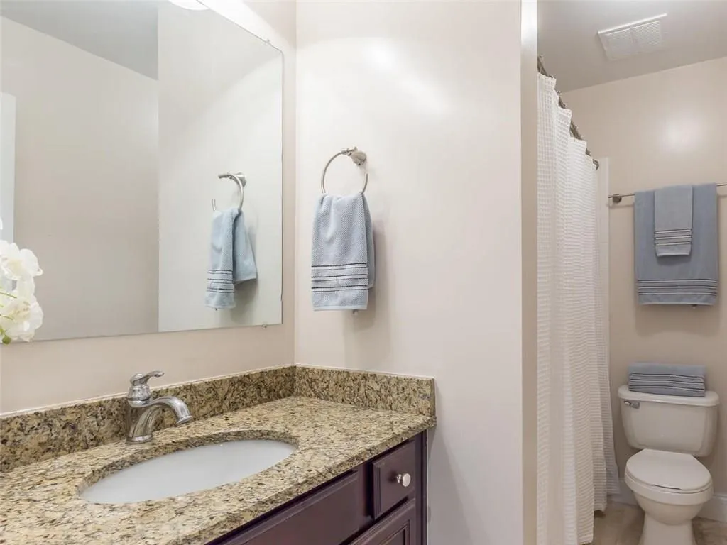 6980 Roswell Road Unit O6, Sandy Springs, Georgia 30328, 3 Bedrooms Bedrooms, ,2 BathroomsBathrooms,Residential,Sold,6980 Roswell Road Unit O6,5885369