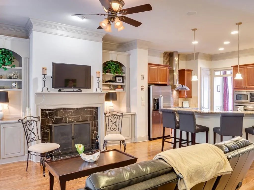 941 Persimmon Point, Sandy Springs, Georgia 30328, 2 Bedrooms Bedrooms, ,3 BathroomsBathrooms,Residential,Sold,941 Persimmon Point,5822718