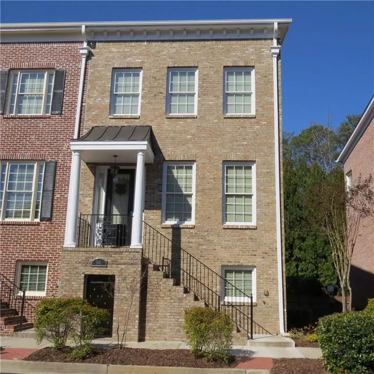 941 Persimmon Point, Sandy Springs, Georgia 30328, 2 Bedrooms Bedrooms, ,3 BathroomsBathrooms,Residential,Sold,941 Persimmon Point,5822718