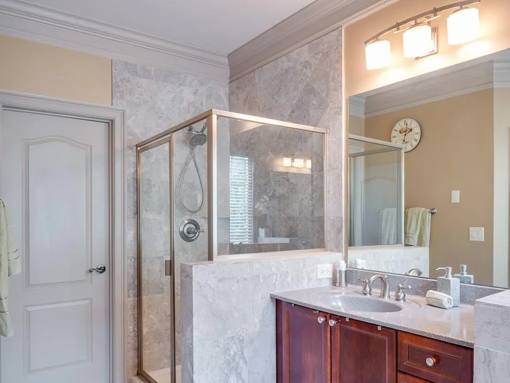 941 Persimmon Point, Sandy Springs, Georgia 30328, 2 Bedrooms Bedrooms, ,3 BathroomsBathrooms,Residential,Sold,941 Persimmon Point,5822718