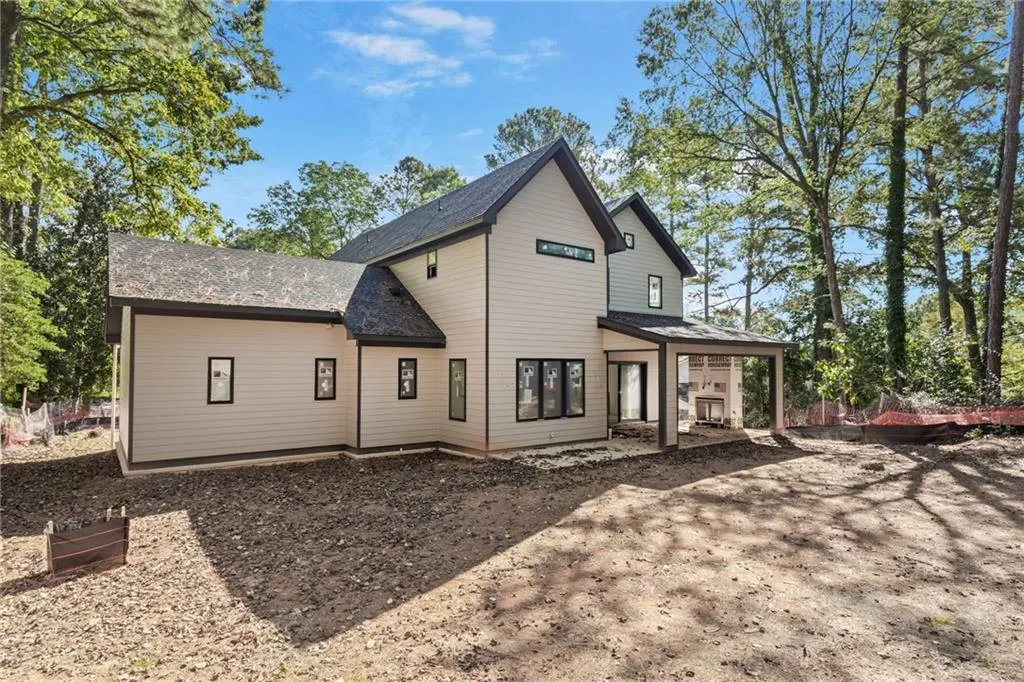 3886 Rains Court Ne, Brookhaven, Georgia 30319, 5 Bedrooms Bedrooms, ,5 BathroomsBathrooms,Residential,For Sale,3886 Rains Court Ne,7659690