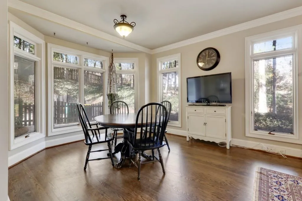 7790 Landowne Drive, Sandy Springs, Georgia 30350, 5 Bedrooms Bedrooms, ,4 BathroomsBathrooms,Residential,Sold,7790 Landowne Drive,6837177