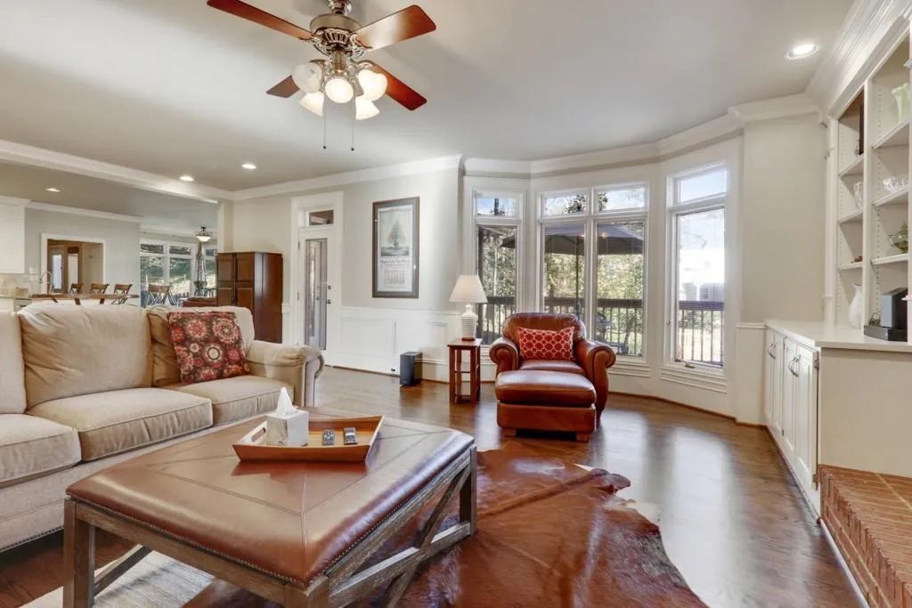 7790 Landowne Drive, Sandy Springs, Georgia 30350, 5 Bedrooms Bedrooms, ,4 BathroomsBathrooms,Residential,Sold,7790 Landowne Drive,6837177