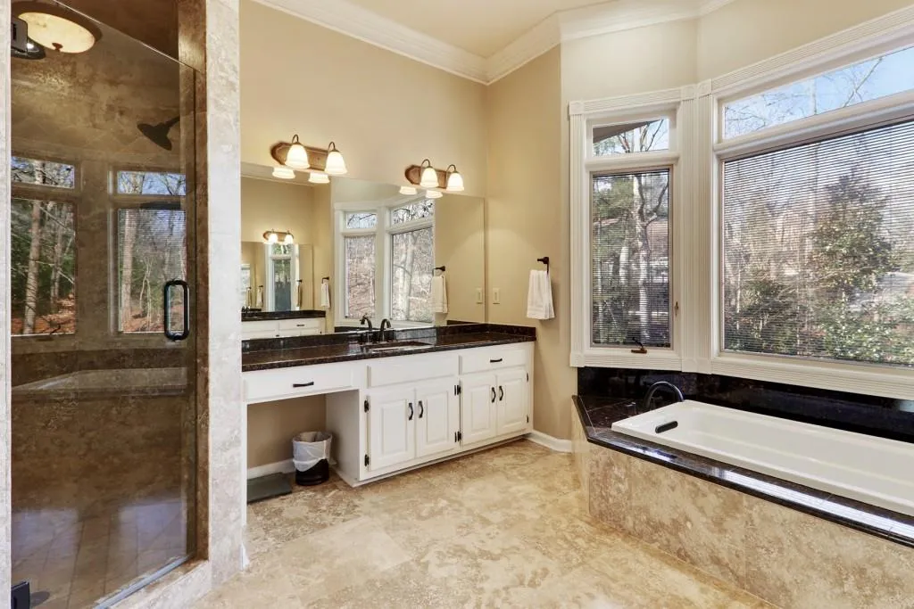 7790 Landowne Drive, Sandy Springs, Georgia 30350, 5 Bedrooms Bedrooms, ,4 BathroomsBathrooms,Residential,Sold,7790 Landowne Drive,6837177