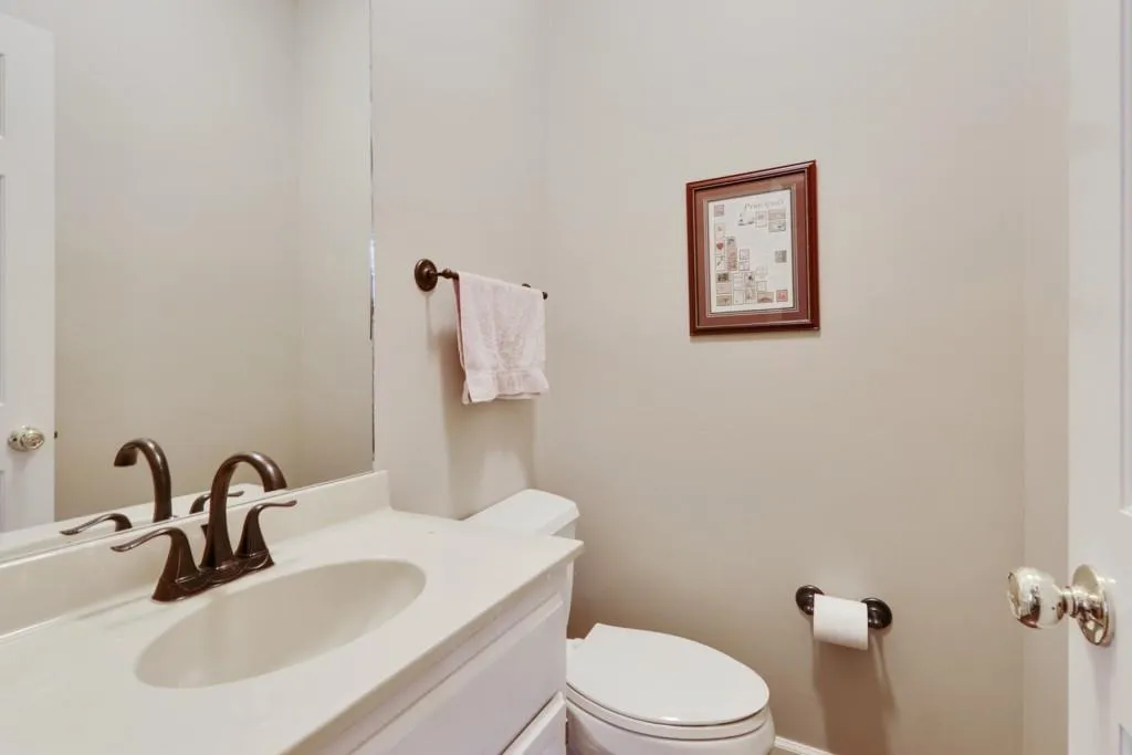 7790 Landowne Drive, Sandy Springs, Georgia 30350, 5 Bedrooms Bedrooms, ,4 BathroomsBathrooms,Residential,Sold,7790 Landowne Drive,6837177