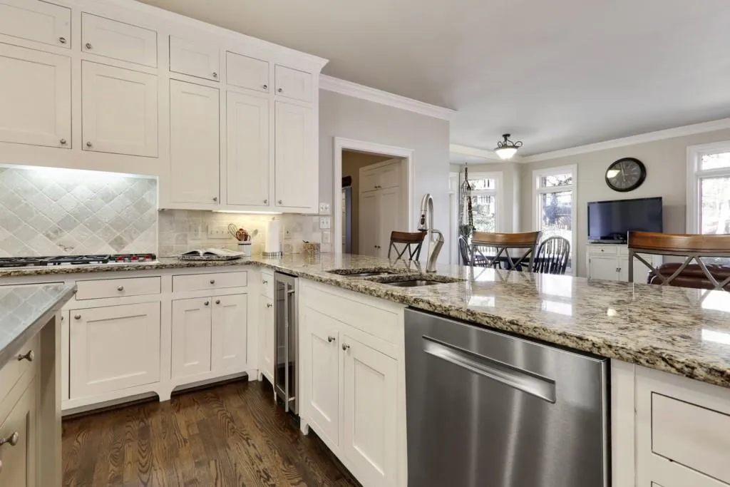 7790 Landowne Drive, Sandy Springs, Georgia 30350, 5 Bedrooms Bedrooms, ,4 BathroomsBathrooms,Residential,Sold,7790 Landowne Drive,6837177