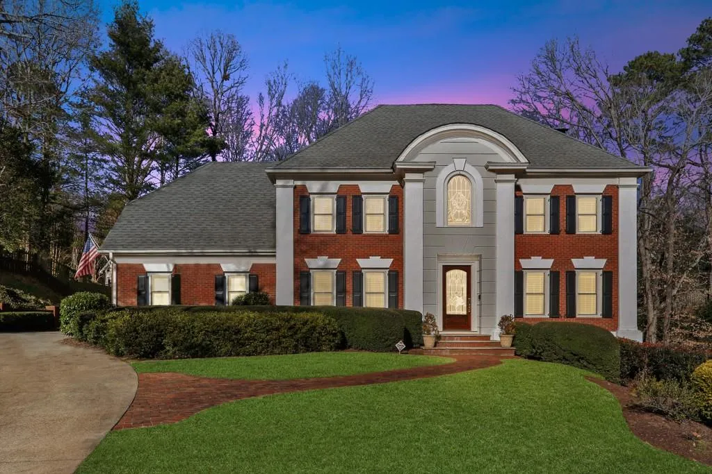 7790 Landowne Drive, Sandy Springs, Georgia 30350, 5 Bedrooms Bedrooms, ,4 BathroomsBathrooms,Residential,Sold,7790 Landowne Drive,6837177