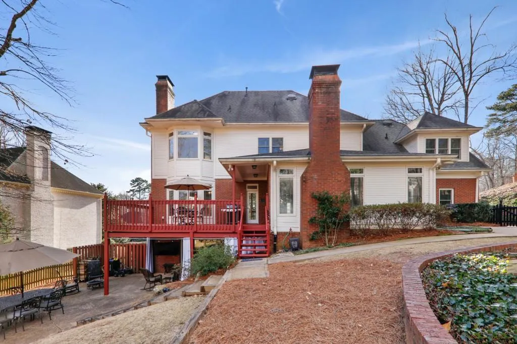 7790 Landowne Drive, Sandy Springs, Georgia 30350, 5 Bedrooms Bedrooms, ,4 BathroomsBathrooms,Residential,Sold,7790 Landowne Drive,6837177