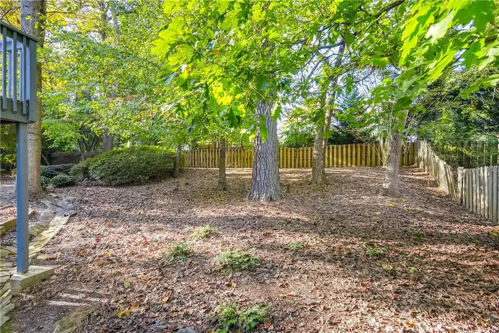 340 Aldenshire Place, Sandy Springs, Georgia 30350, 5 Bedrooms Bedrooms, ,4 BathroomsBathrooms,Residential,Sold,340 Aldenshire Place,6637079