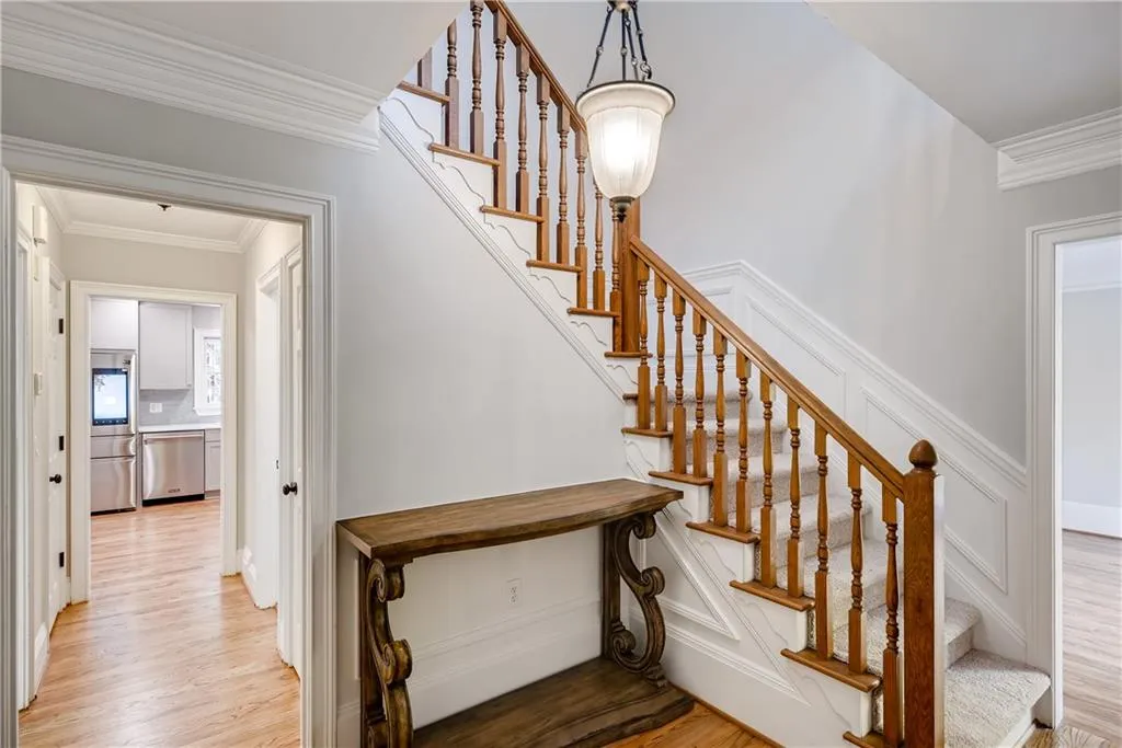 340 Aldenshire Place, Sandy Springs, Georgia 30350, 5 Bedrooms Bedrooms, ,4 BathroomsBathrooms,Residential,Sold,340 Aldenshire Place,6637079