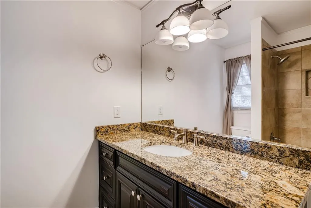 340 Aldenshire Place, Sandy Springs, Georgia 30350, 5 Bedrooms Bedrooms, ,4 BathroomsBathrooms,Residential,Sold,340 Aldenshire Place,6637079