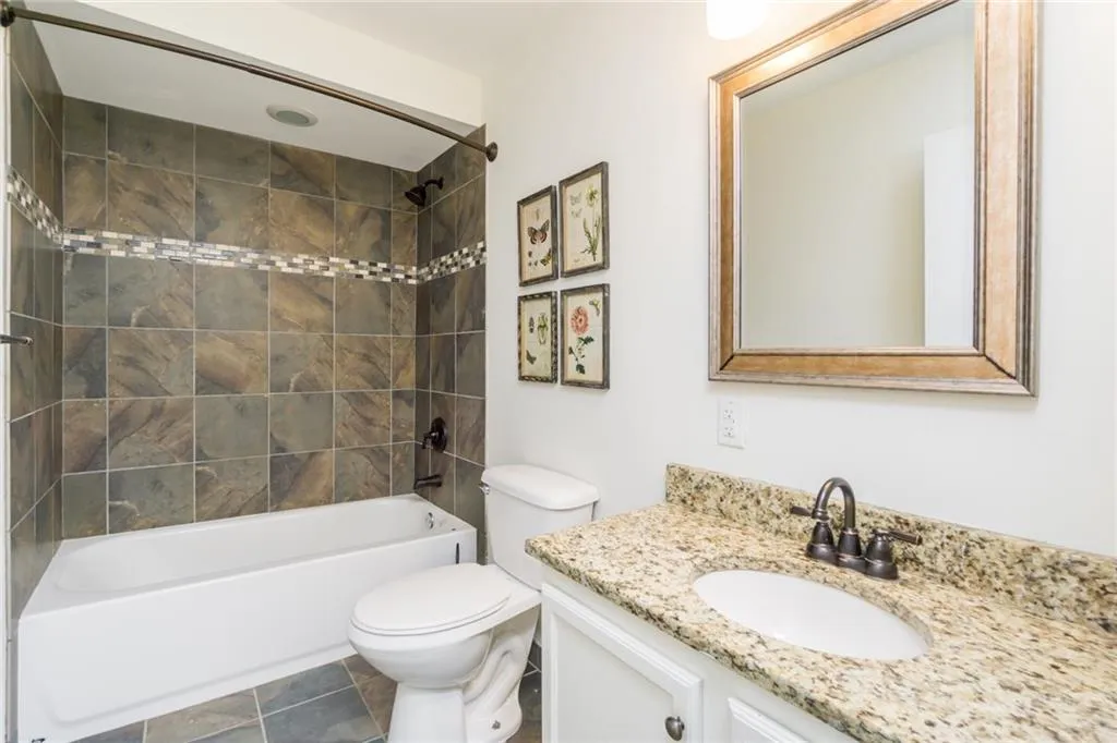 5615 Kayron Drive, Atlanta, Georgia 30342, 3 Bedrooms Bedrooms, ,2 BathroomsBathrooms,Residential,Sold,5615 Kayron Drive,5999820