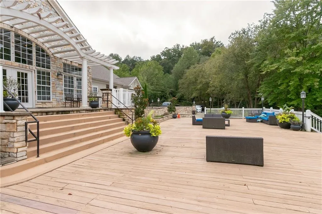 1108 Santa Fe Parkway Unit 1108, Sandy Springs, Georgia 30350, 1 Bedroom Bedrooms, ,1 BathroomBathrooms,Residential,Sold,1108 Santa Fe Parkway Unit 1108,6078922