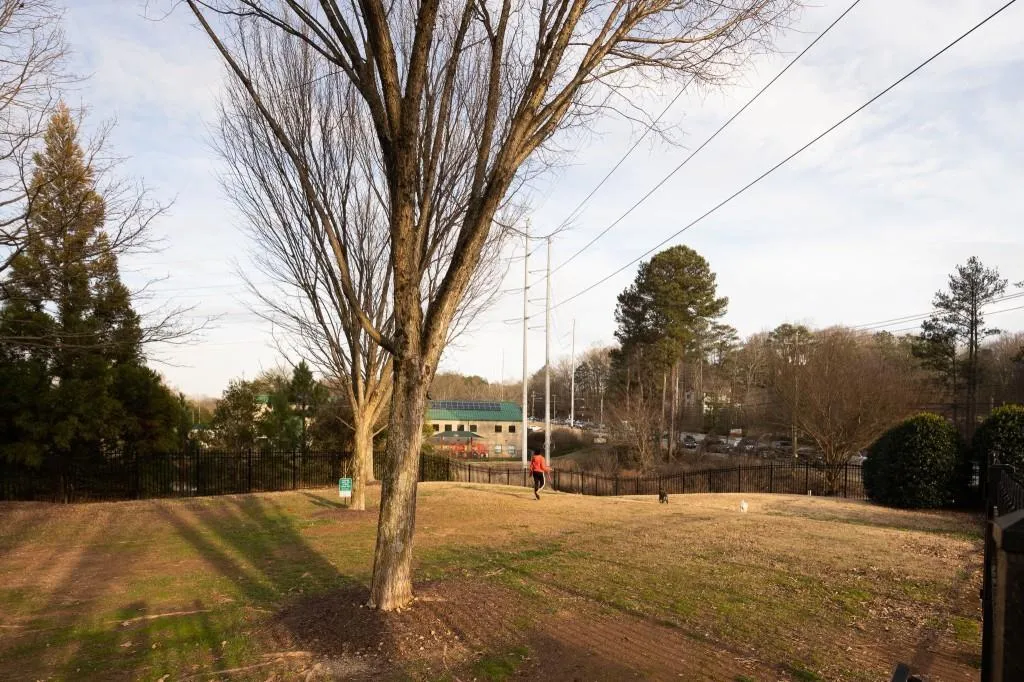 151 Alderwood Hill, Sandy Springs, Georgia 30328, 3 Bedrooms Bedrooms, ,3 BathroomsBathrooms,Residential,Sold,151 Alderwood Hill,7227494