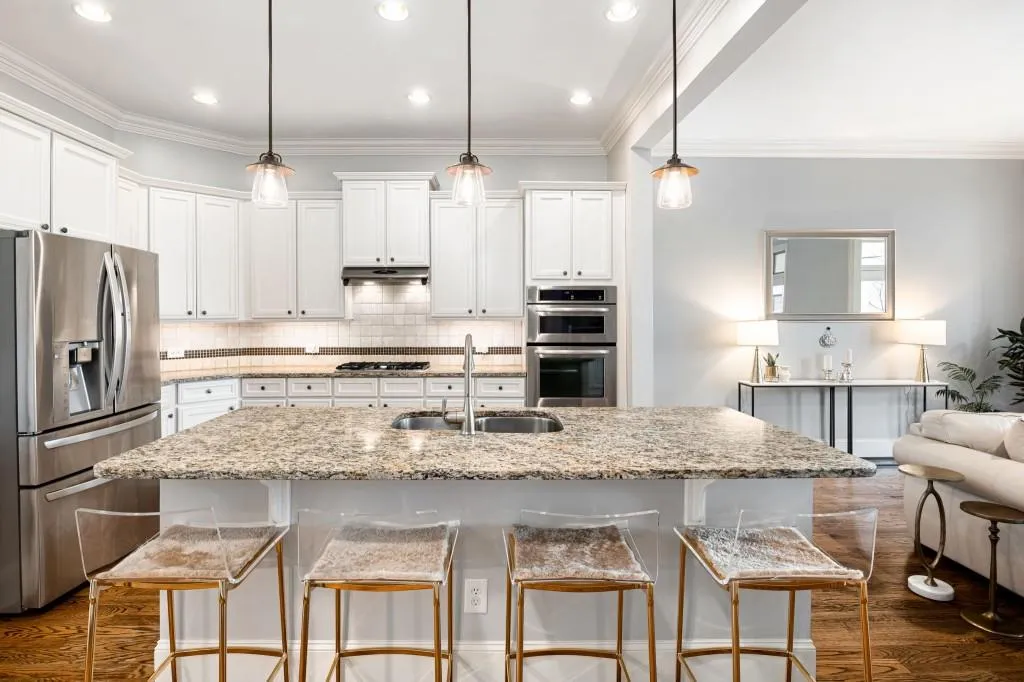 151 Alderwood Hill, Sandy Springs, Georgia 30328, 3 Bedrooms Bedrooms, ,3 BathroomsBathrooms,Residential,Sold,151 Alderwood Hill,7227494