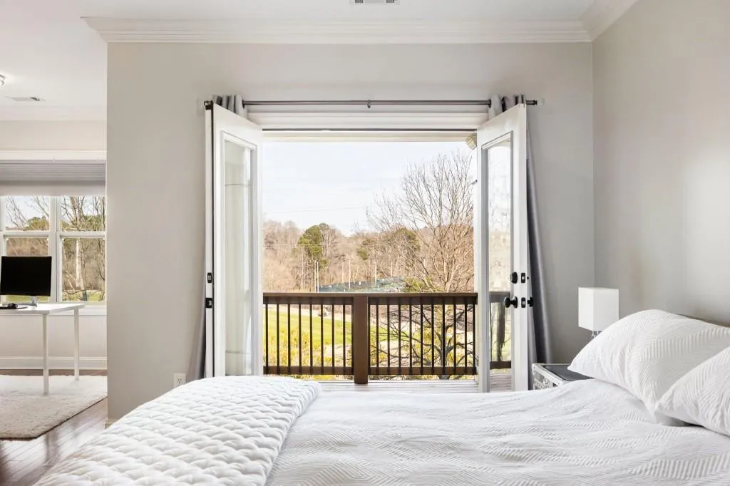 151 Alderwood Hill, Sandy Springs, Georgia 30328, 3 Bedrooms Bedrooms, ,3 BathroomsBathrooms,Residential,Sold,151 Alderwood Hill,7227494