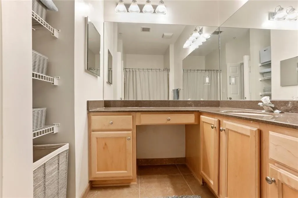 5641 Roswell Road Unit 116, Sandy Springs, Georgia 30342, 2 Bedrooms Bedrooms, ,2 BathroomsBathrooms,Residential,Sold,5641 Roswell Road Unit 116,6929334