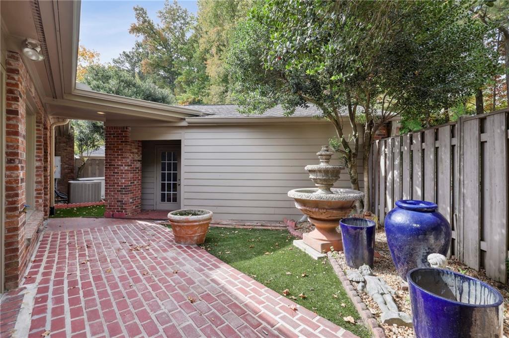 234 The South Chace, Sandy Springs, Georgia 30328, 2 Bedrooms Bedrooms, ,2 BathroomsBathrooms,Residential,Sold,234 The South Chace,7295585