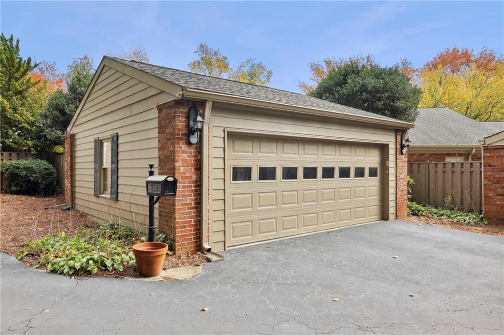 234 The South Chace, Sandy Springs, Georgia 30328, 2 Bedrooms Bedrooms, ,2 BathroomsBathrooms,Residential,Sold,234 The South Chace,7295585