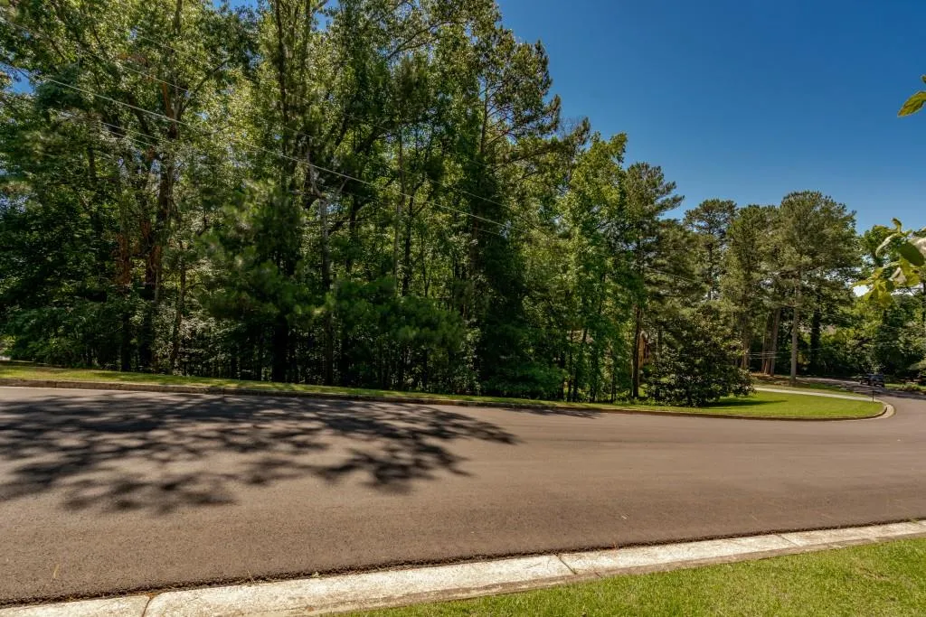 1605 Saint Tropez Way, Sandy Springs, Georgia 30350, 4 Bedrooms Bedrooms, ,2 BathroomsBathrooms,Residential,Sold,1605 Saint Tropez Way,6902686