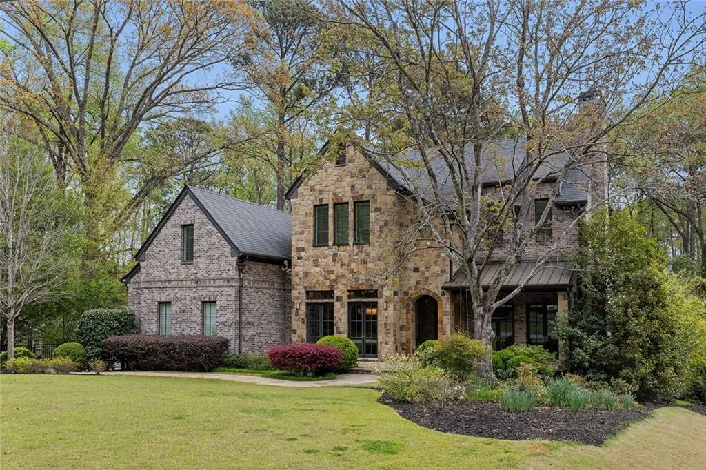 4915 Northway Drive Ne, Sandy Springs, Georgia 30342, 6 Bedrooms Bedrooms, ,7 BathroomsBathrooms,Residential,For Sale,4915 Northway Drive Ne,7744578
